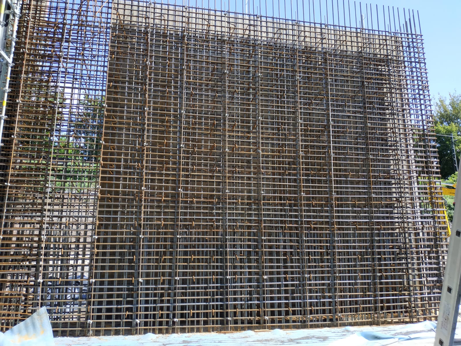 Bewehrungsarbeiten auf Infrastruktur-Baustellen von Eiffage durch KNK Bau